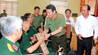 Chăm lo người có công là mệnh lệnh từ trái tim, trách nhiệm chính trị, đạo lý cao đẹp