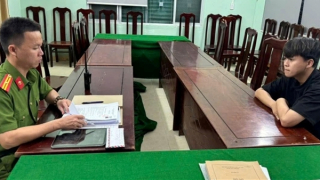 Nhân viên pha chế cà phê trộm gần 700 triệu đồng và 5 lượng vàng của chủ