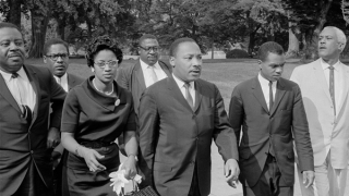 Tổng thống Trump giải mật hồ sơ vụ ám sát mục sư Martin Luther King Jr.