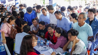 Cảnh giác chiêu lừa đảo nhắm vào phụ huynh mùa tuyển sinh