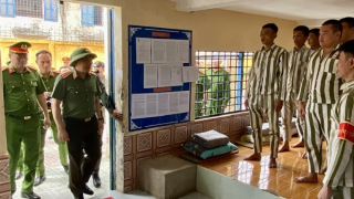 Thứ trưởng Lê Văn Tuyến kiểm tra công tác đặc xá tại Tây Ninh