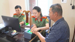 Hà Tĩnh hoàn thành cấp 100% tài khoản định danh điện tử mức 2 cho người nước ngoài