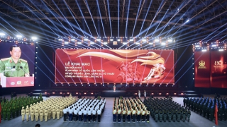 Khai mạc Đại hội khỏe “Vì an ninh Tổ quốc" và Hội thi điều lệnh, quân sự, võ thuật CAND lần thứ VI