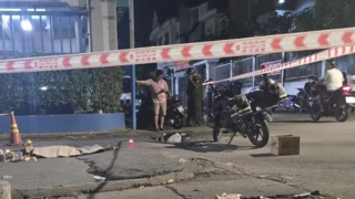 Xe taxi công nghệ tông tử vong bé 4 tuổi