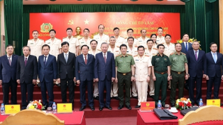 Đổi mới mạnh mẽ tư duy, cách thức, hướng triển khai bảo vệ an ninh chính trị nội bộ