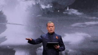 Ông Medvedev cảnh báo nguy cơ xung đột Mỹ-Nga