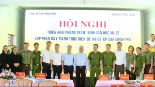 "Bình dân học vụ số" thúc đẩy tiếp cận dịch vụ công trực tuyến cho bà con giáo dân tỉnh Ninh Bình