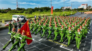 Công an Hà Nội hợp luyện sẵn sàng cho diễu binh, diễu hành dịp Quốc khánh