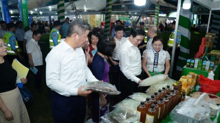 Khai mạc hội chợ sản phẩm OCOP xuất khẩu 2025