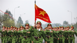 Phát huy truyền thống anh hùng cách mạng, xây dựng lực lượng Công an nhân dân trong sạch, vững mạnh, chính quy, tinh nhuệ, hiện đại, cùng đất nước tiến vào kỷ nguyên phát triển mới