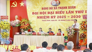 Chủ tịch Quốc hội: Chính quyền phải chủ động đi đến với người dân