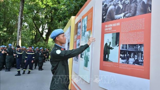 Lực lượng tham gia diễu binh, diễu hành dâng hương tại Khu Di tích Chủ tịch Hồ Chí Minh