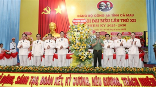 Thứ trưởng Phạm Thế Tùng dự Đại hội Đảng bộ Công an tỉnh Cà Mau