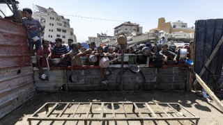 Người Palestine ở Dải Gaza ngộp thở trước bom đạn và nạn đói