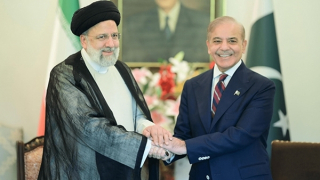 Cái bắt tay chiến lược của những người anh em