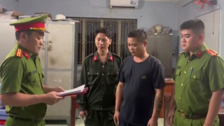 Tài xế xe container cố tình đánh võng trên cao tốc… nhằm ép công ty sa thải