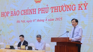 Những vấn đề nóng tại nghị trường, giảm trừ gia cảnh và thay đổi cơ chế kiểm định chương trình đào tạo đại học