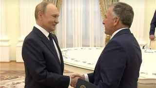 Tổng thống Putin và đặc phái viên Mỹ hội đàm suốt ba tiếng