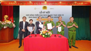 Triển khai xác thực điện tử qua VNeID trên ứng dụng của VNDIRECT