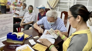 Điều kiện người cao tuổi được hưởng trợ cấp hưu trí xã hội