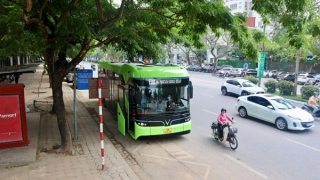 Hà Nội: Thí điểm tuyến buýt điện du lịch ở khu vực Hoàn Kiếm và Ba Đình