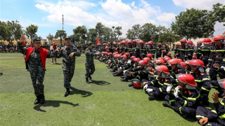 Nghệ sĩ thắp lửa tinh thần cho chiến sĩ trên thao trường A80