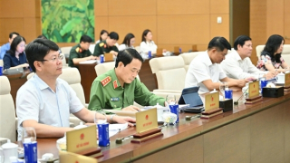 Cần đào tạo cán bộ giỏi pháp luật, giỏi ngoại ngữ trong thực hiện hoạt động tương trợ tư pháp