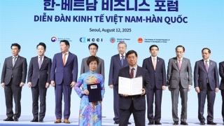 Tổng Bí thư Tô Lâm và Thủ tướng Hàn Quốc chứng kiến Lễ trao thỏa thuận hợp tác