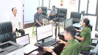 Công an Thanh Hóa chạy đua với thời gian, hoàn thành đúng hẹn cấp đổi thẻ Đảng viên