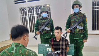 Bắt quả tang 2 đối tượng vận chuyển, tàng trữ hơn 3,7 kg ma túy