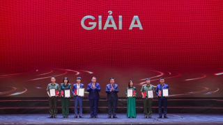 Giải báo chí toàn quốc “Vì An ninh Tổ quốc và bình yên cuộc sống” giai đoạn 2023 – 2025: Tôn vinh các nhà báo “tâm son, bút sắc”