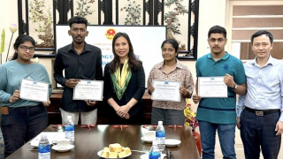 Trường Đại học Cửu Long trao 4 suất học bổng toàn phần cho sinh viên Sri Lanka