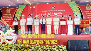 Hà Tĩnh kỷ niệm trọng thể 80 năm truyền thống lực lượng CAND