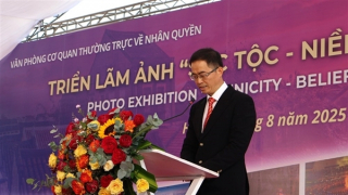 Triển lãm “Sắc tộc – Niềm tin và Di sản”