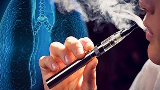 Đề xuất phạt cả người hút thuốc lá điện tử và người không ngăn cản