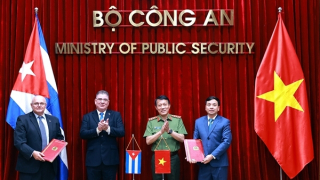 Bộ Công an Việt Nam và Bộ Nội vụ Cuba thúc đẩy hợp tác toàn diện, sâu sắc