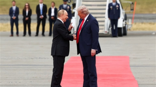 Hội nghị thượng đỉnh Mỹ - Nga tại Alaska chính thức bắt đầu