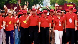 Khai mạc Chương trình "Cùng Việt Nam tiến bước", 1 tỷ bước chân tiến vào kỷ nguyên mới