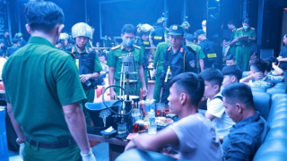 Đột kích vũ trường ở Quảng Trị, 145 người dương tính với ma túy