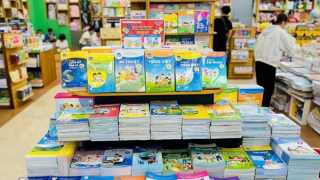 Chuẩn bị đầy đủ sách giáo khoa cho năm học mới với nhiều ưu đãi hỗ trợ phụ huynh