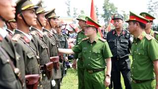 Những câu chuyện đặc biệt trên thao trường huấn luyện diễu binh A80