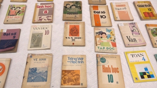 Độc đáo những bộ sách giáo khoa qua các thời kỳ tại Triển lãm thành tựu đất nước