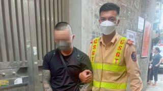 CSGT tuần tra tóm người đàn ông mang theo ma túy