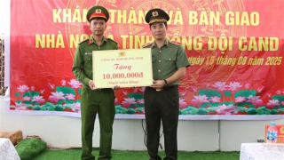 Phát huy truyền thống đơn vị anh hùng, quyết tâm xây dựng Công an Quảng Ninh chính quy, tinh nhuệ, hiện đại, vì nhân dân phục vụ