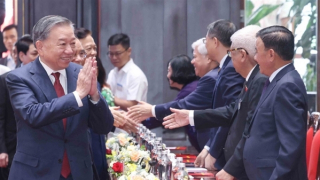 Tổng Bí thư Tô Lâm gặp mặt các đồng chí lão thành cách mạng nhân kỷ niệm 80 năm Quốc khánh