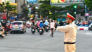 Cục CSGT thông báo phân luồng xe tải loại từ 10 tấn, xe khách loại 45 chỗ trở lên phục vụ Lễ kỷ niệm