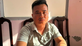 Tháo mái tôn đột nhập trộm tiền, vàng và nữ trang