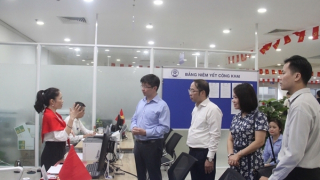 Hà Nội đề xuất triển khai mô hình “Trạm số hóa” tại bộ phận một cửa các cấp