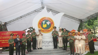 Khánh thành công trình biểu trưng truyền thống của Trường E201 tại Học viện Chính trị CAND