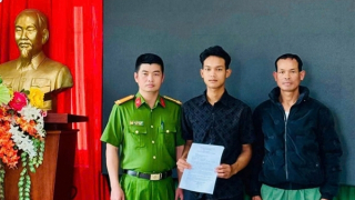 Những lá đơn tình nguyện Vì an ninh Tổ quốc